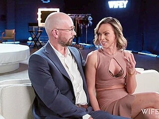 Serenity And Mr Cox - Fit Hotwife Gets Creampied - Serenity Cox & Dan Damage & Hollywood Cash