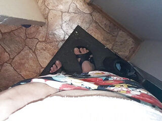 I spy on my younger step sister in the bathroom and jerk off