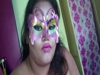 Indian plumper dances for me on cam!