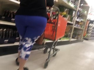 Phat ass white girl grandmother in stretch pants.