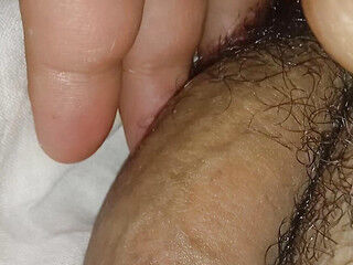 Sghira Theb Tl3eb Bzeb