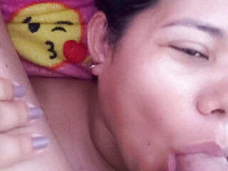 Deepthroat Latina Sucker