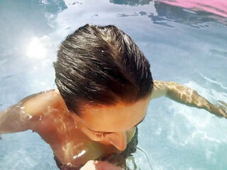 Slutty MILF Had Some Fun in the Pool 280