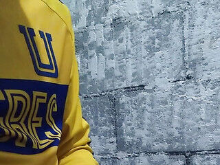 Come masturbate me like I do