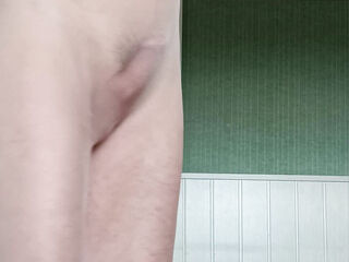 I excite my cock with pantyhose and cum in them.
