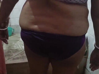 Indian Housewife Nude and Naked Bath