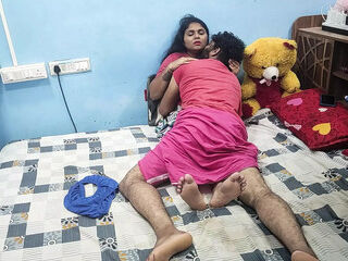 Vaishnavy and Sharun Raj live uncut sex in bedroom