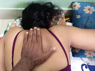 Married aunty showing her cute pussy in bed with her colleague