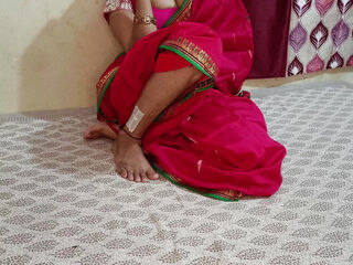 Hot Teacher Ki Chudai - Madam caught the land on the pretext of cigarettes from the student's pocket and kissed
