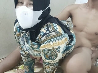 Hijab wife cheats with neighbor