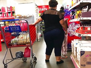 Humungous backside grannie Jeans(Comp)
